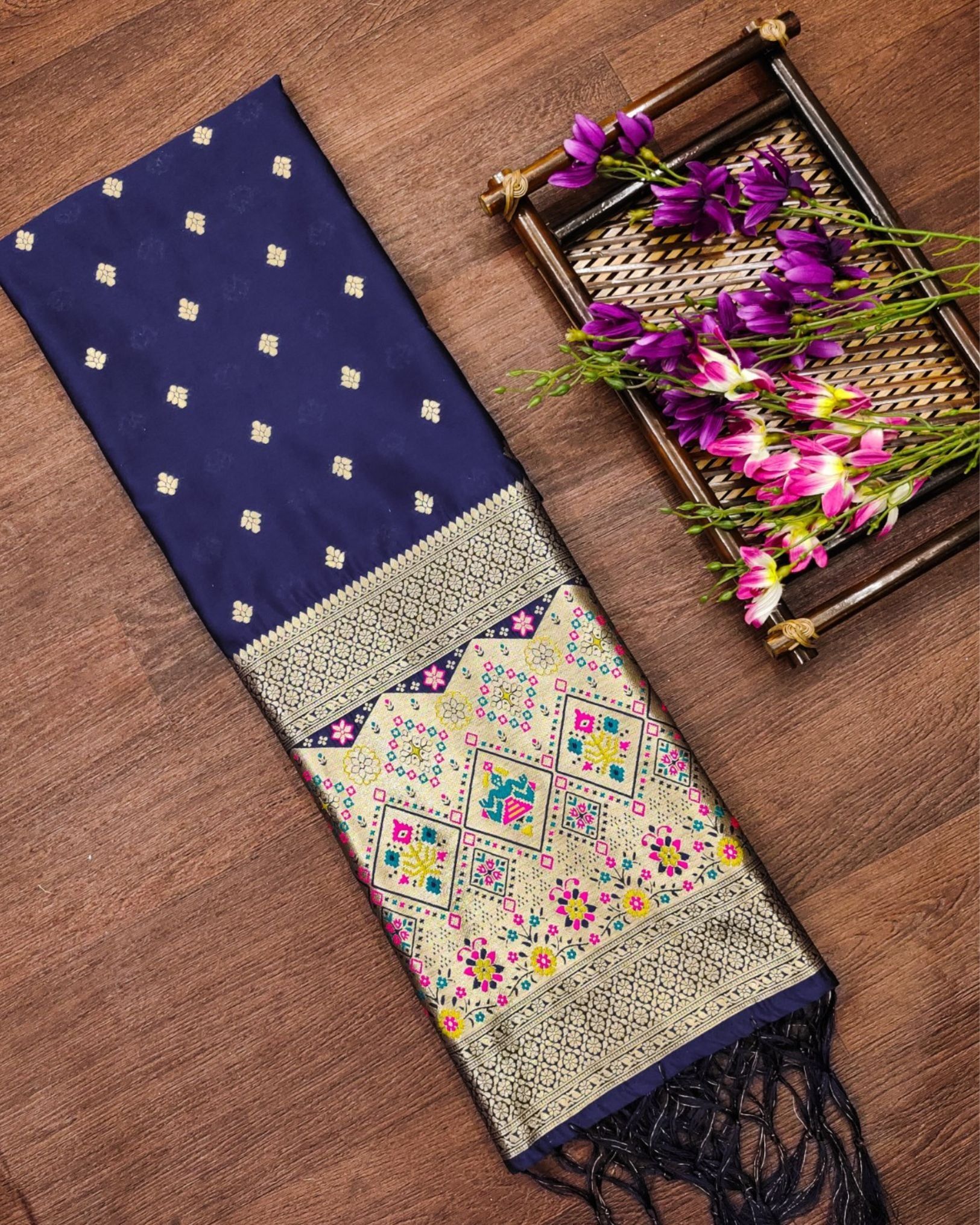 Noor-e-Banaras Buti Brocade Silk Dupatta Navy Blue