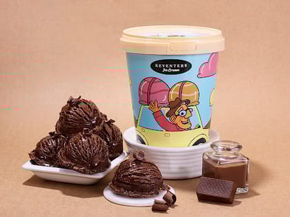 Triple Chocolate Ice Cream [750 Ml Hand Scooped Family Pack]