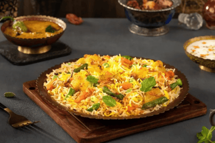 Veg Hyderabadi Biryani (With Raita)