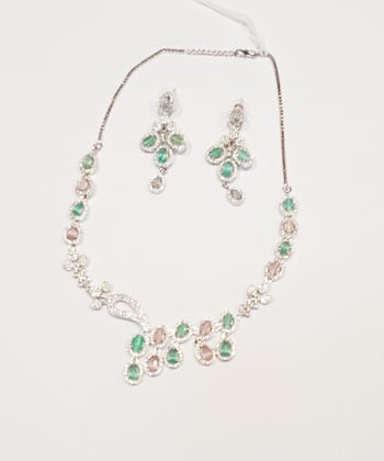 NECKLACE AD