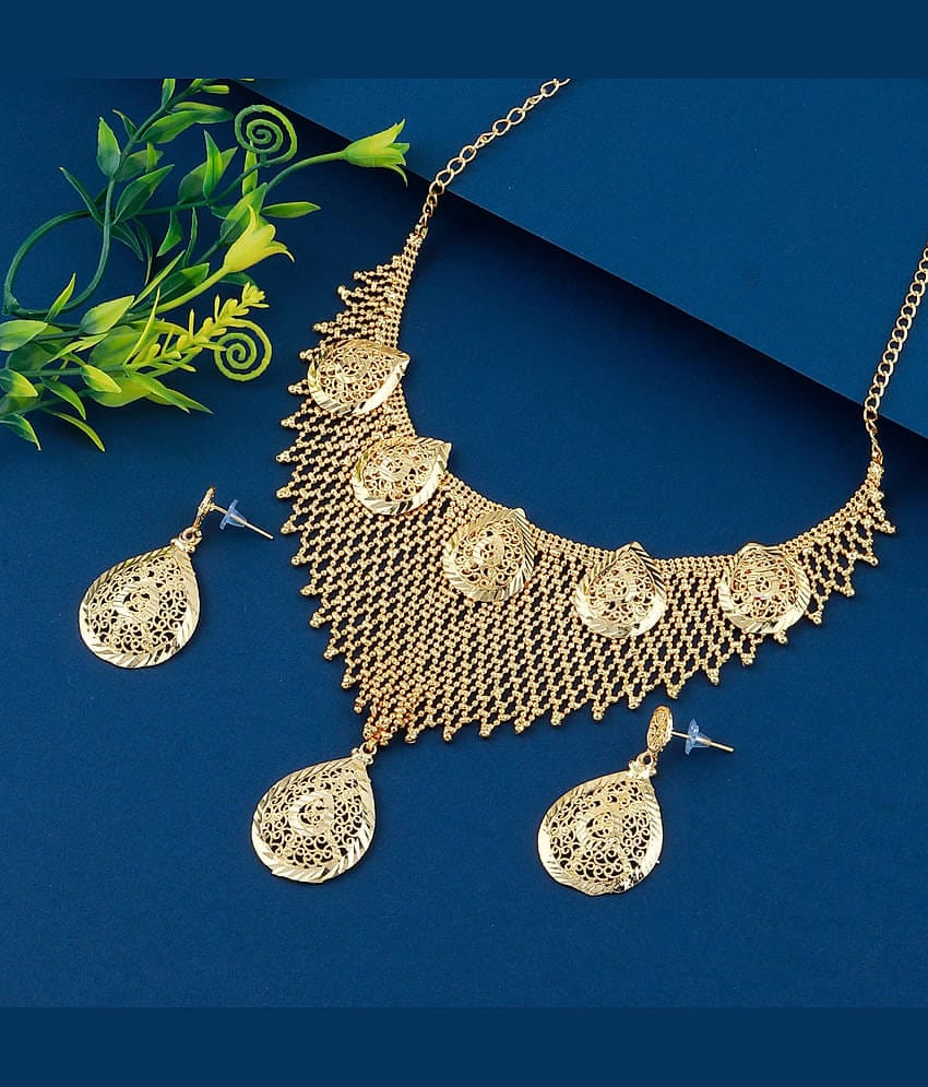 Paola Alloy Golden Traditional Necklaces Set Choker