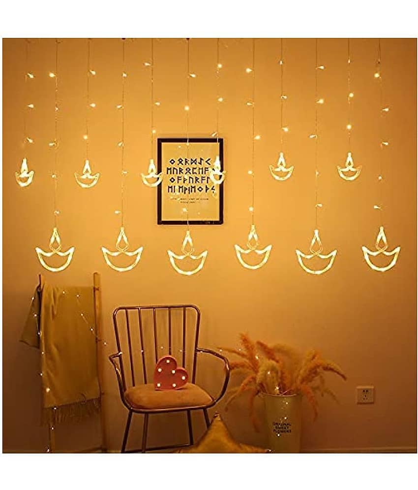 RAVARIYA GRAPHICS String Lights