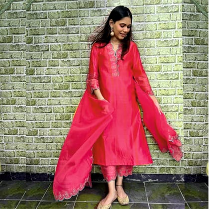 Chanderi embroidered set with organza dupatta-XS