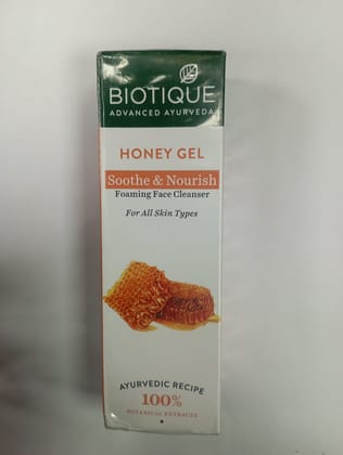 Biotique Advanced ayurveda Honey gel Soothe & nourish Foaming face cleanser For all skin types Ayurvedic recipe 100% Botanical extracts 