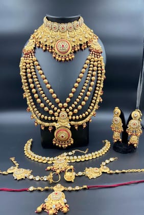 ZEVAR | Premium Quality Heavy Bridal Jewellery Earring With Maang tikka Set