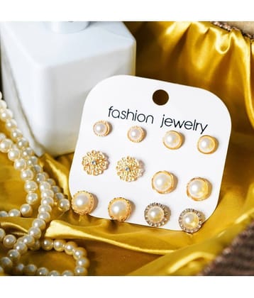 Thrillz Golden Stud Earrings ( Pack of 6 )