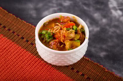 Stir Fried Chicken In Choice Of Sauce