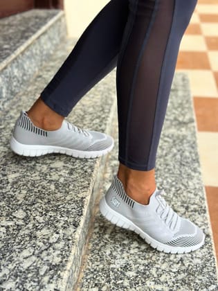 Dash Sneakers-Grey / 36