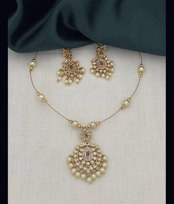 ROFARWORD Gold Brass Necklace Set ( Pack of 1 )