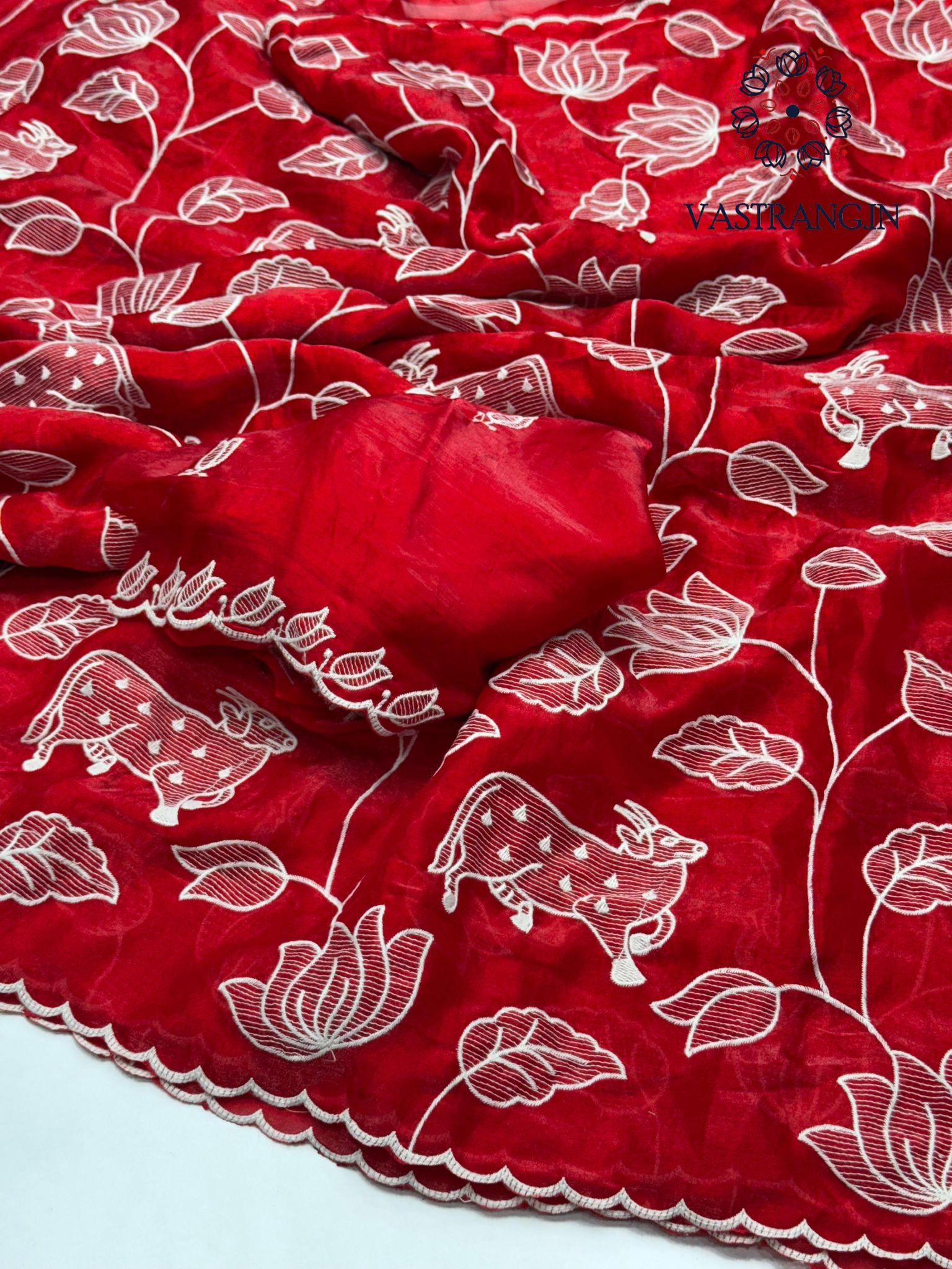 Beautiful Wedding Wear Red Colour Soft Crunchy Silk Embroidery Work Saree With Blouse