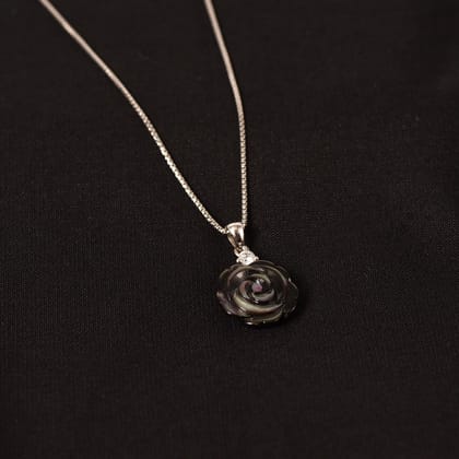 Hills Necklace
