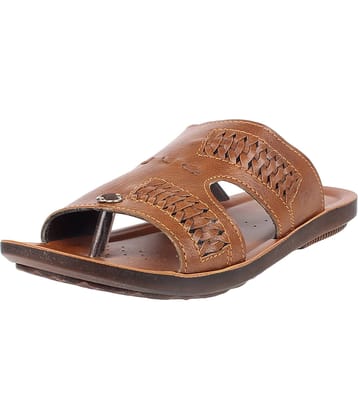 Aerowalk Black Slippers
