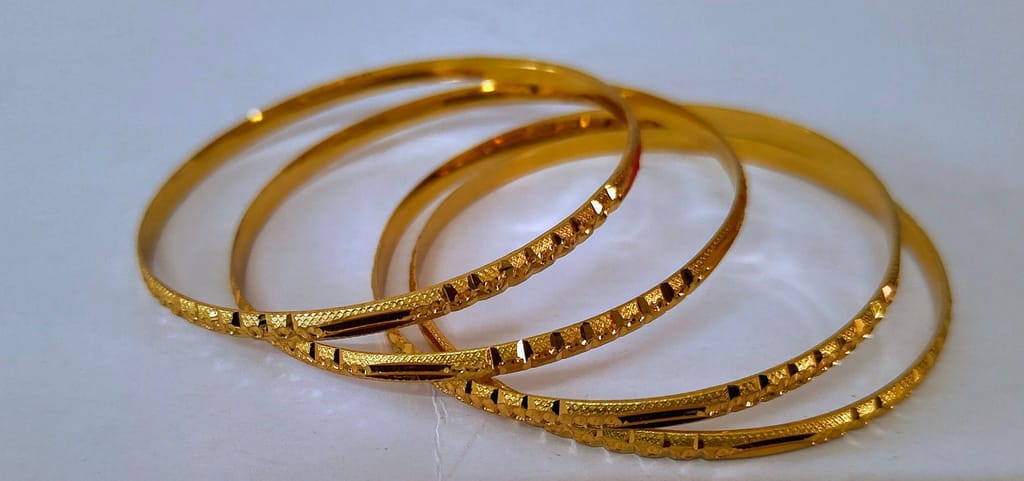 Gold Bangles Set of 4, Goldpalted bangles 18 Grams