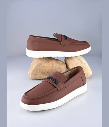 Fentacia Maroon Men's Slip on