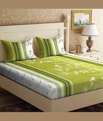 Decent Home Microfiber 1 Double Bedsheet with 2 Pillow Covers ( Green )
