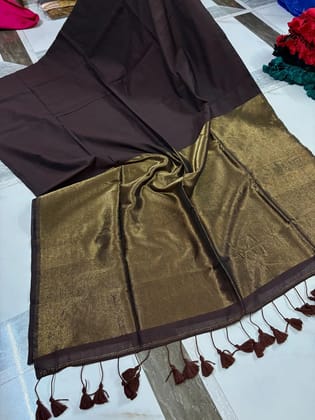 Aachal jari saree
