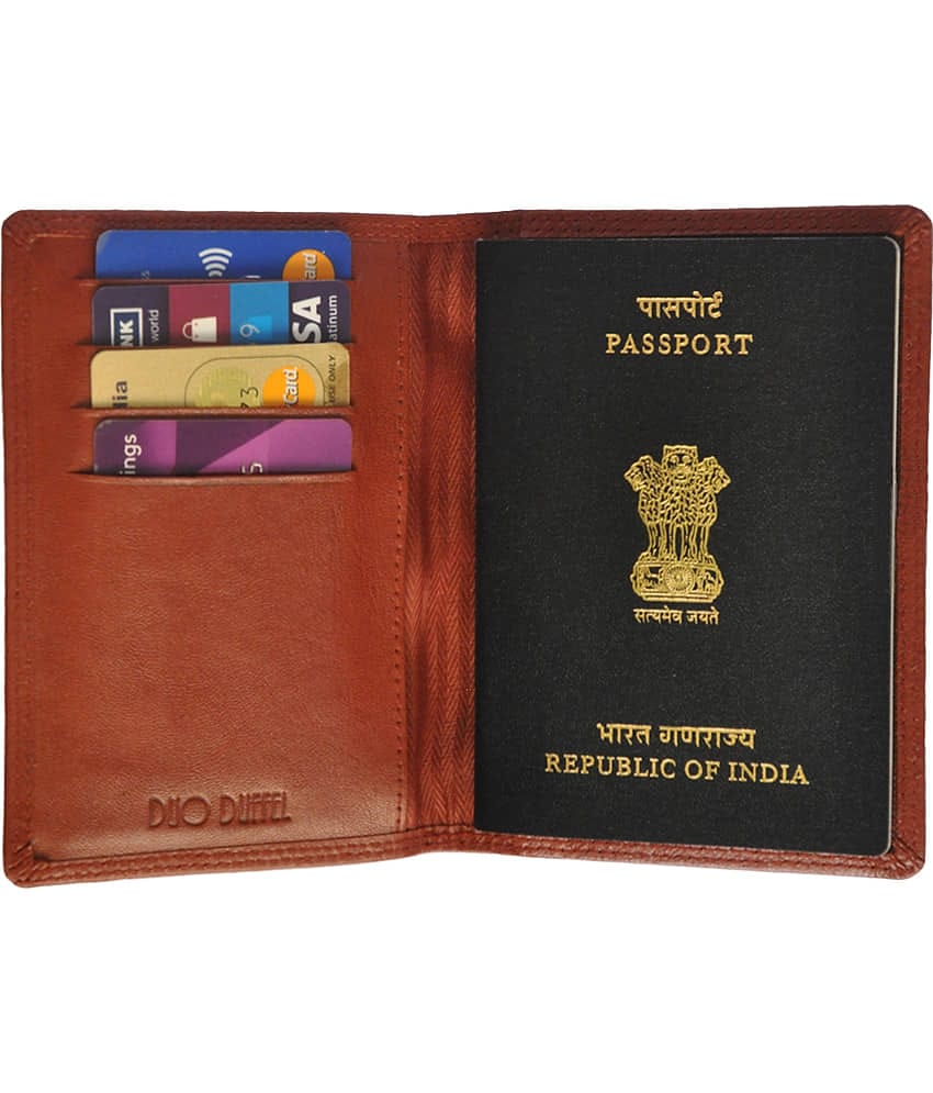 DUO DUFFEL Leather Brown Passport Holder