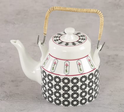 Appliqued Harmony Kettle