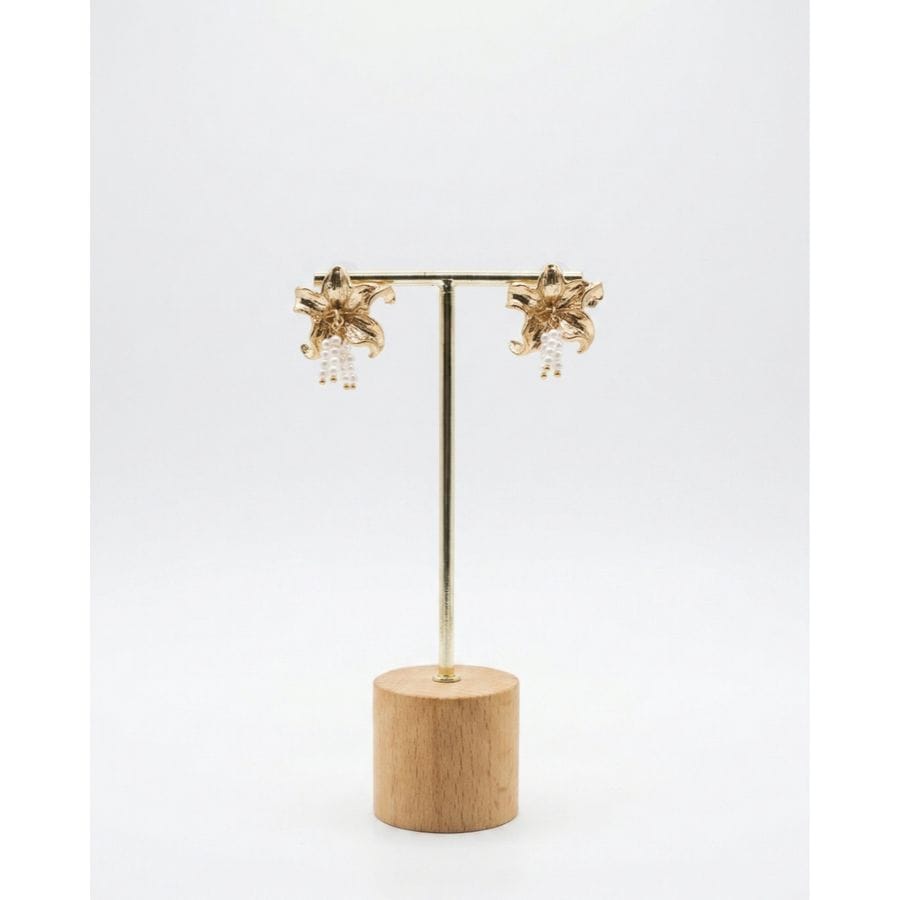 Earrings Gold-Toned Floral