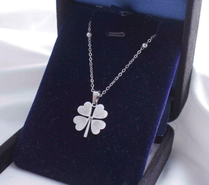 Stainless Steel Floral Design Pendent Necklace   - STNK 5047
