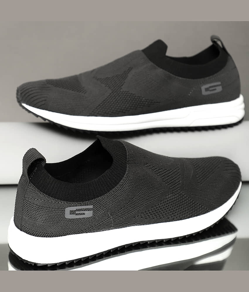 GOLDSTAR Charcoal Men's Sports Running Shoes