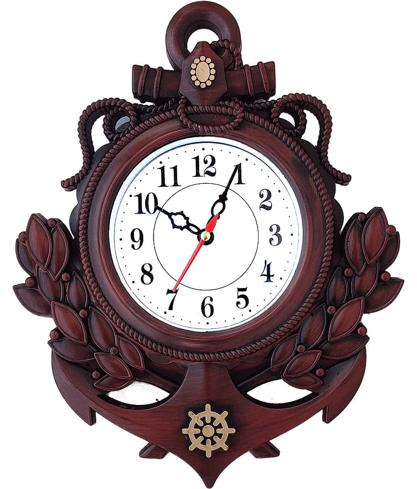 GrabBasket Assymetric Analog Wall Clock