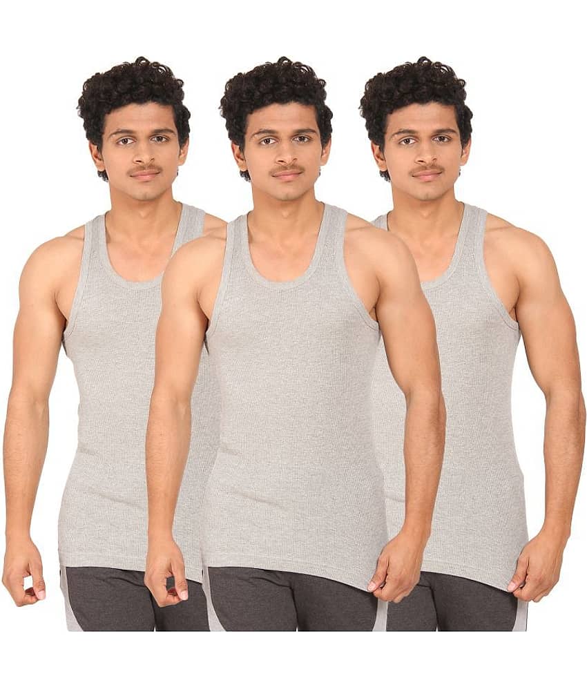 TT Pack of 3 Cotton Blend Sleeveless Vest For Men ( Multi )