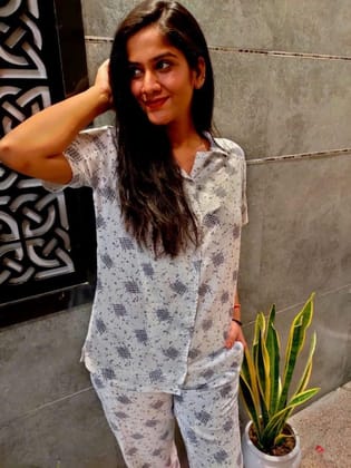 Klamotten Women's Printed Rayon Nightsuit N74A0