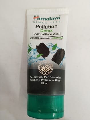 Himalaya Pollution Detox Charcoal face wash Activated charcoal green tea 