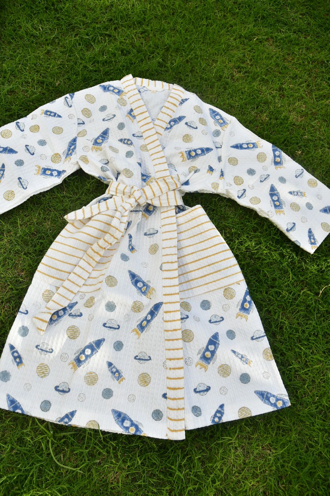 Kids Premium Waffle Cotton Bathrobe Rocket Pattern Large (6-8 years)