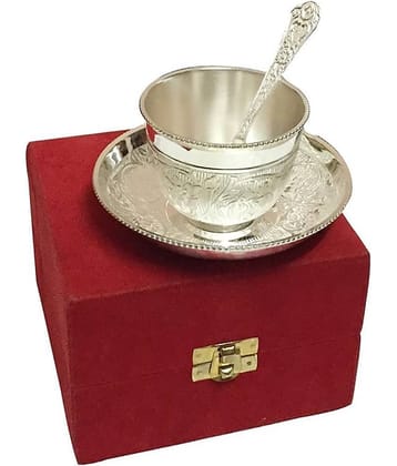 Urban Hamlet Silver Aluminium Silver Plated Gift Item