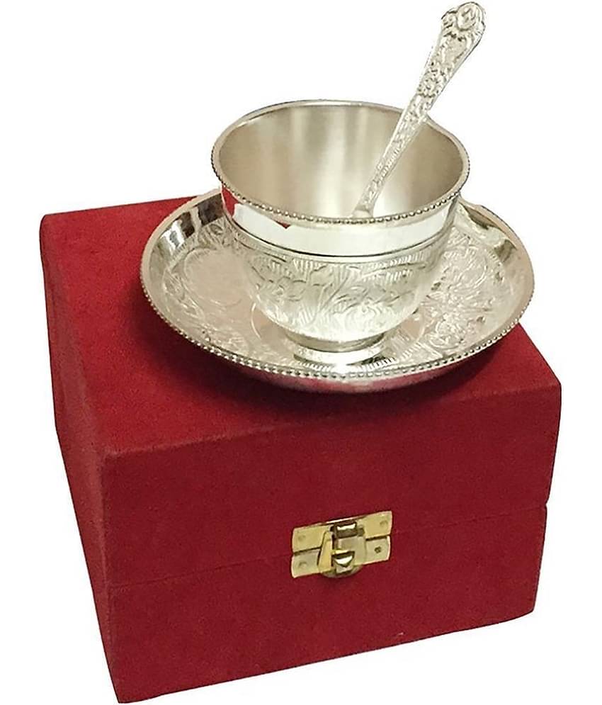 Urban Hamlet Silver Aluminium Silver Plated Gift Item