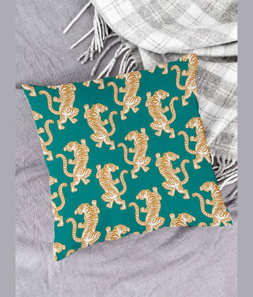Houzzcode - Water Repellent Green Polyester Pillow Covers 40x40x3 ( Pack of 1 )