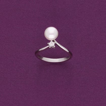 Celestial Pearl Star Ring-Pearl / Silver / 5