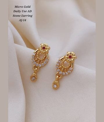 Shivay Fashion Gold Jhumki Earrings ( Pack of 1 )