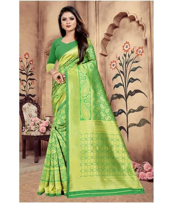 Gazal Fashions Banarasi Silk Self Design Saree With Unstitched Blouse Piece ( Green )