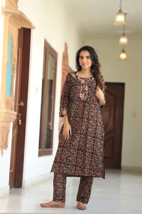 Beige And Brown Cotton Premium And Elegant Kurti With Pant For Women
