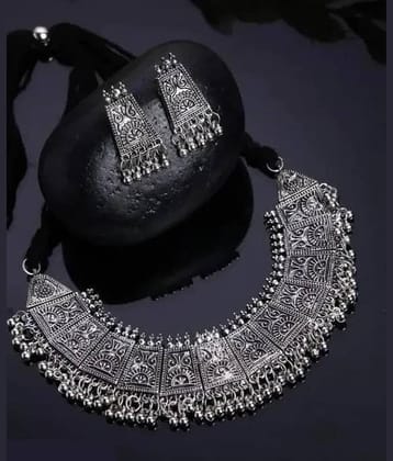 Samridhi DC Silver Alloy Necklace Set ( Pack of 1 )