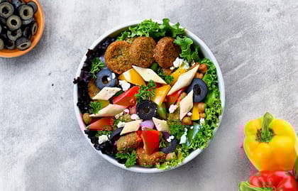 Falafel Ranch Salad
