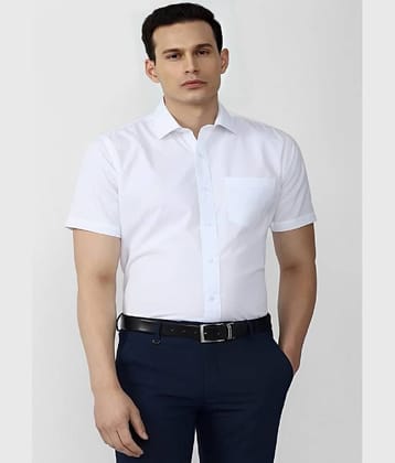 Mandoth Cotton Blend Regular Fit Half Sleeves Men's Formal Shirt - White ( Pack of 1 )