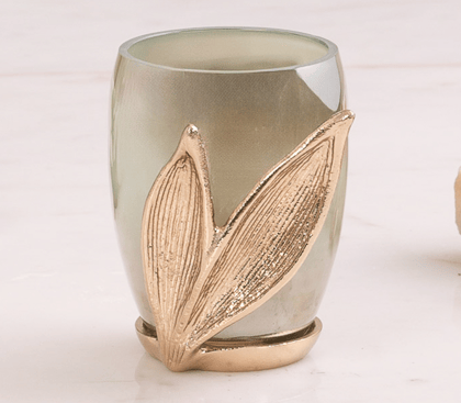 ENCLOSED LEAF TUMBLER