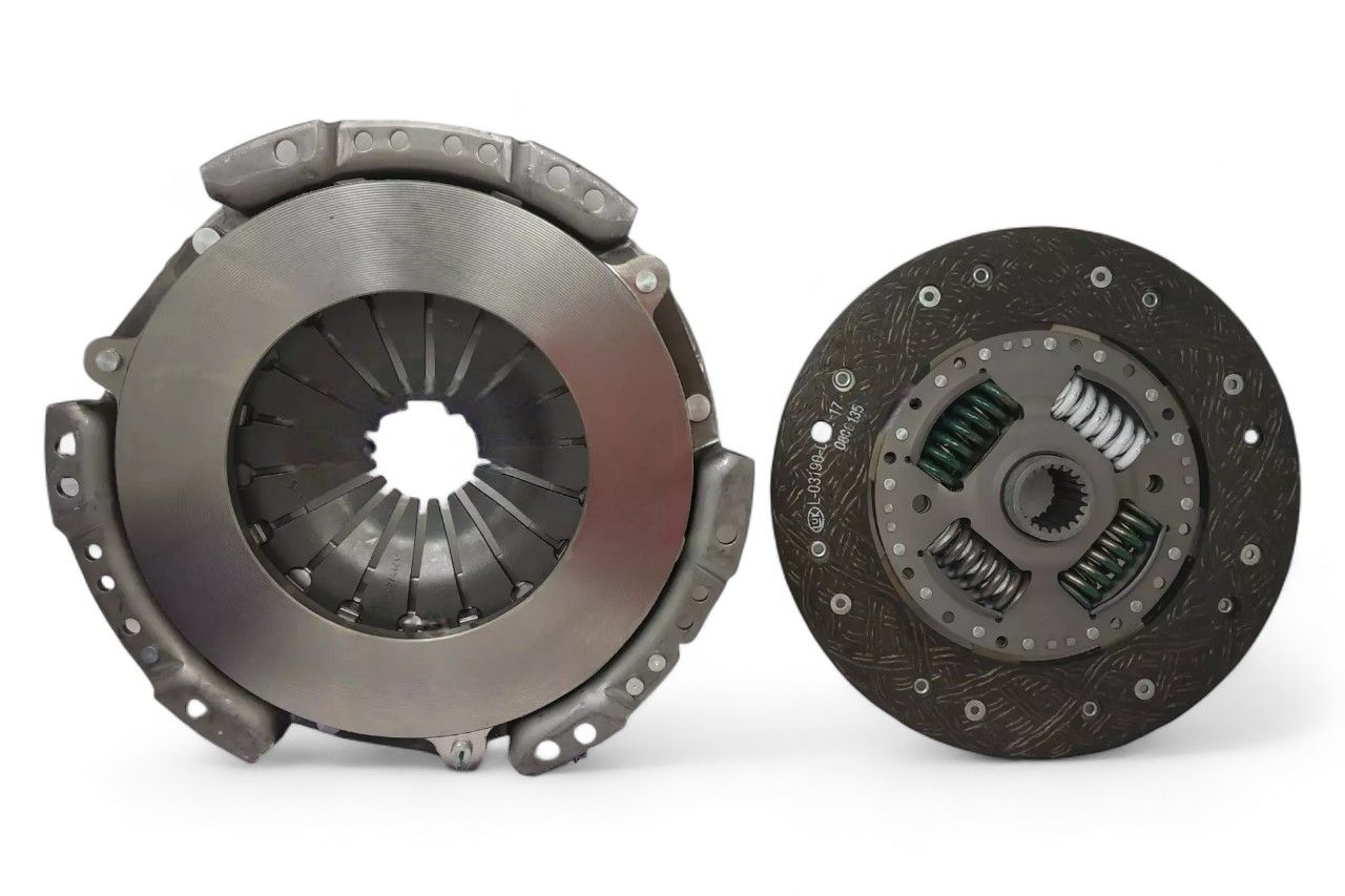 Luk Clutch Set (Disc+Pressure Plate) AV365395