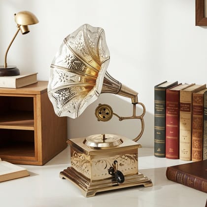 Brass Showpiece Home Decor Gramophone (MRMAS215 B)