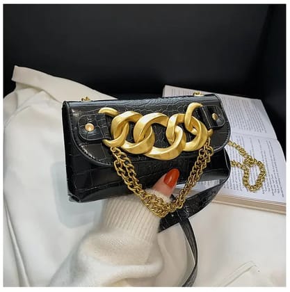 Crocodile Pattern Shoulder Bag Crocodile Pattern Shoulder Bag