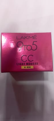 Lakme 9to5 cc light mousse 01 Beige 25 g