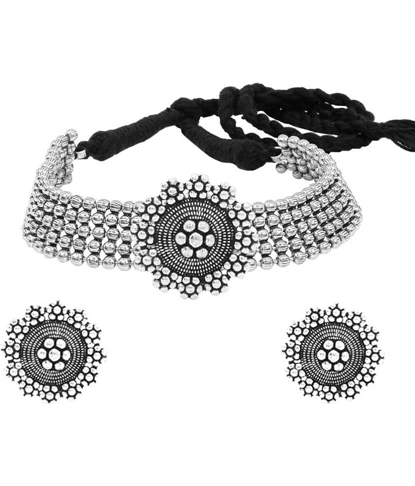 PUJVI - Silver Alloy Necklace Set ( Pack of 1 )