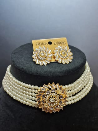 Pearl Choker Necklace with Earring