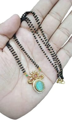 Elegant Black Beads Chain