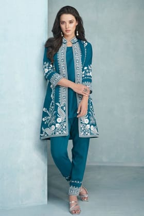 Tiffany Embroidered Co-ord Set M