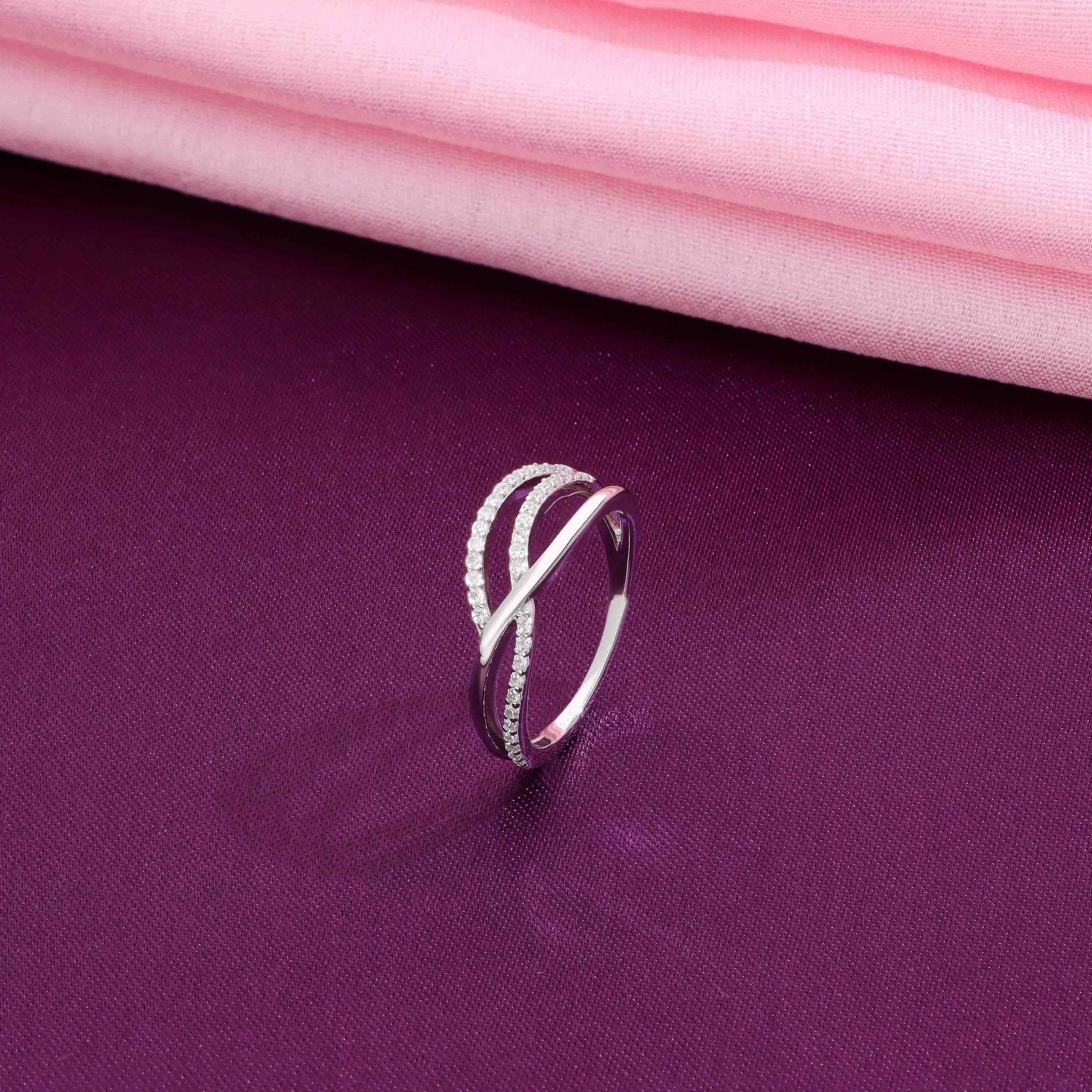 Sparkling Swirl Zircon Silver Minimal Ring-White Stone / Silver / US 6 (16.5 mm Diameter)